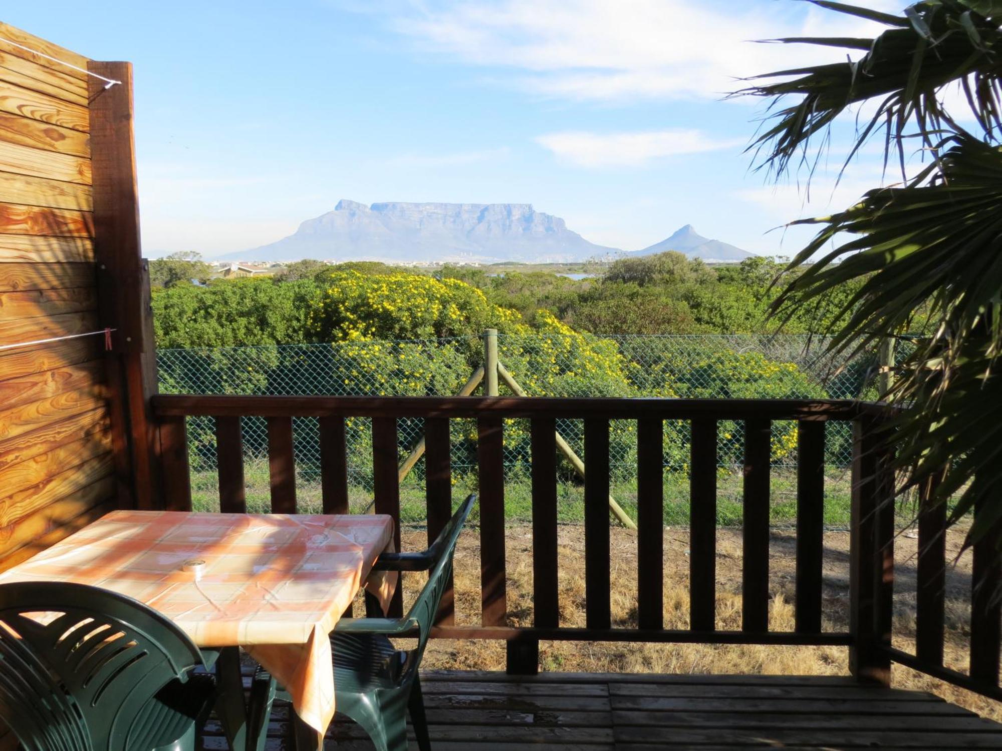 Cape Oasis Guesthouse Bloubergstrand Eksteriør bilde